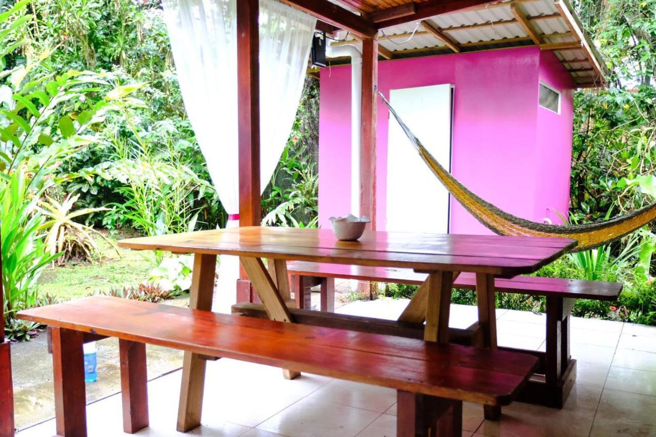 Aldina S Guest House Cahuita Ngoại thất bức ảnh